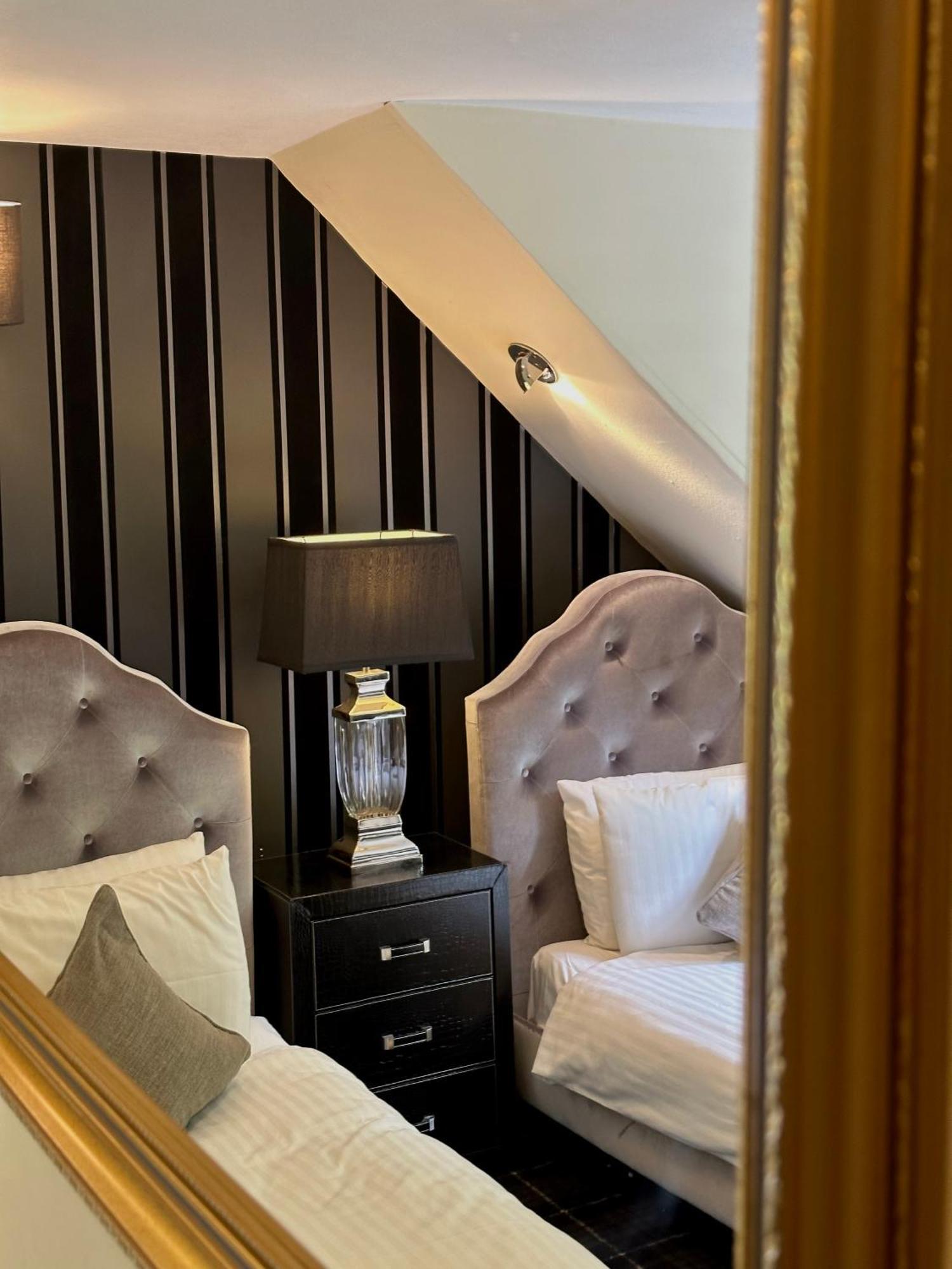 The Hotel 3*
